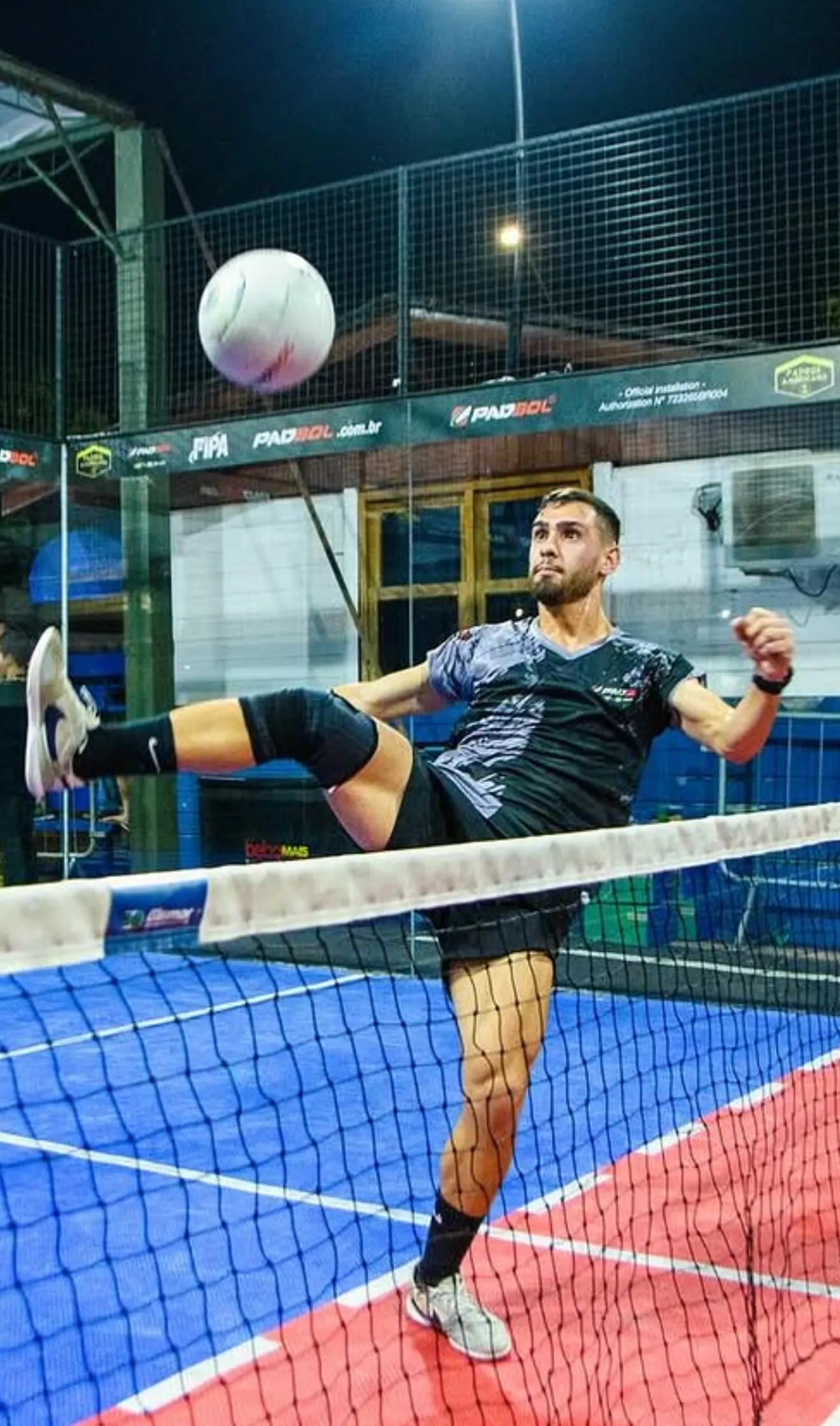 André Naves