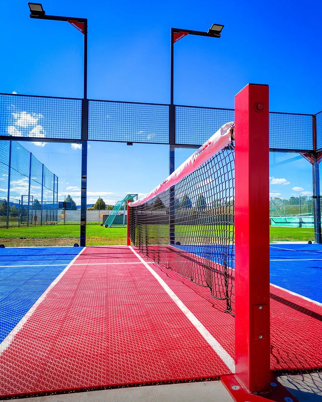 Detalle de red y zona de juego Padbol en Mattersburg